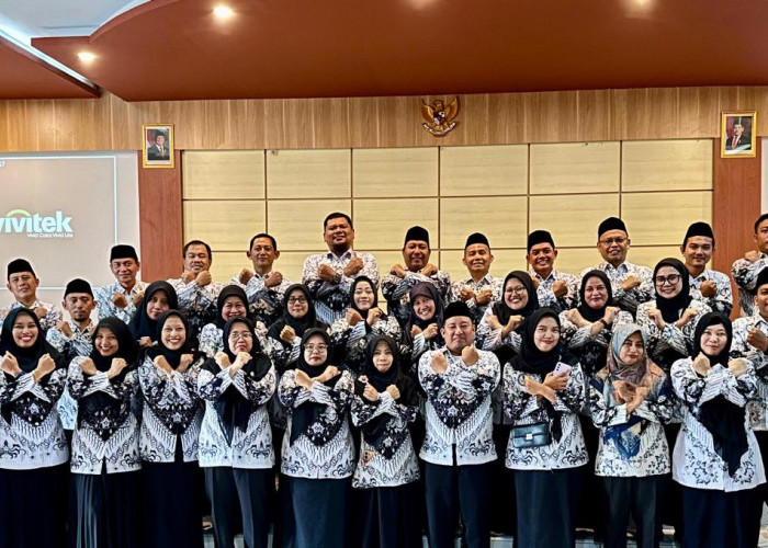 Pengurus PGRI Ranting Cabang Khusus Resmi Di Lantik