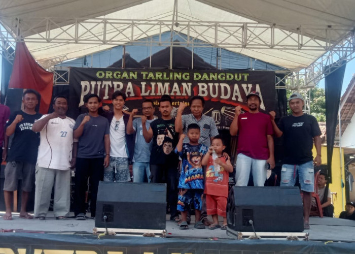 Warga Kepuh Cirebon Rela Rogoh Kocek Pribadi untuk Meriahkan HUT RI, Penuh Semangat Kebersamaan