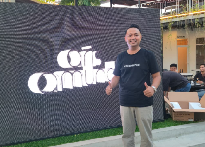 Kisah Cinta Teman Jadi Inspirasi, Aris Amund Rilis Single Perdana Salah Menilai