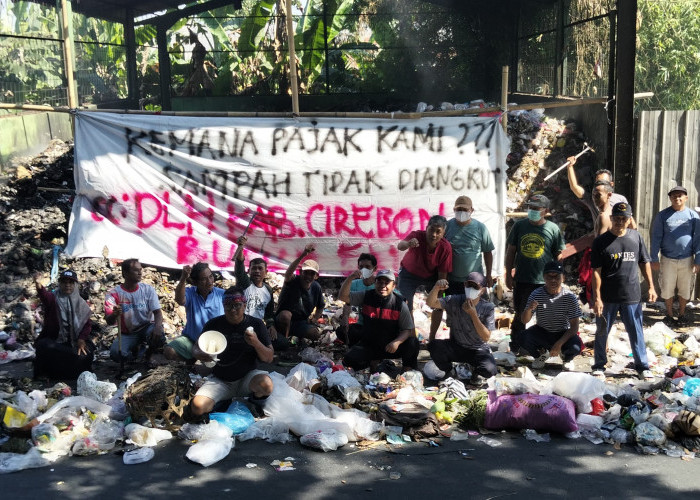 Gunungan Sampah Kembali Muncul di TPS Kecomberan, Warga PCL Tagih Janji Pemkab Cirebon