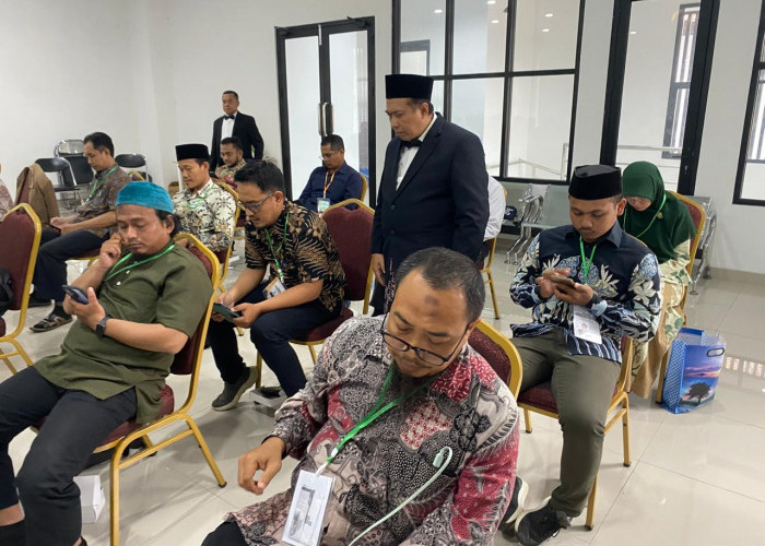 Uniknya Seleksi PPIH, Tes CAT Pakai Handphone 