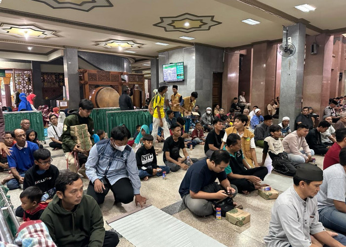 Lebih Dekat Mengenal Beragam Agenda Ramadhan di Masjid Raya Attaqwa, Setiap Hari Sediakan Buka Puasa Bersama