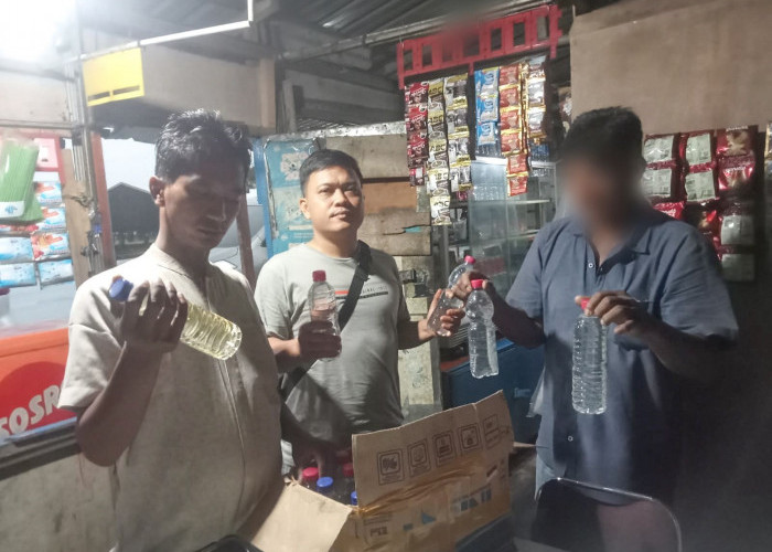 451 Botol Miras Hasil Razia Pekat di Kabupaten Cirebon Disita Polisi