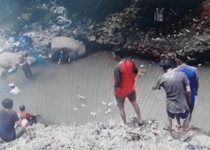 Tragis! Bocah 5 Tahun Tenggelam di Sungai Kejadian di Kuningan Hari Ini, Evakuasi Berlangsung Dramatis 