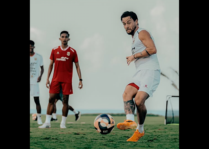 Update Timnas: Rumor Dean James ke Ajax, Seleksi Bali Makin Ketat, Marc Klok Dicoret?
