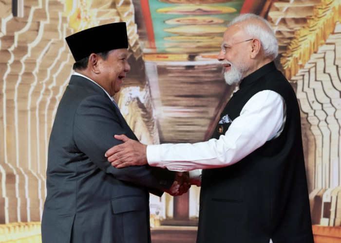 Prabowo Hadiri KTT BRICS di India, Modi Sambut Hangat hingga Beri Pelukan