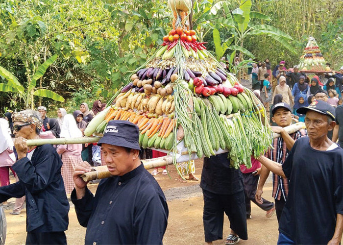 Makam Putri Pajajaran di Desa Dukuhmaja, Kuningan, Ada Tradisi Nyuguh yang Digelar Tiap Tahun