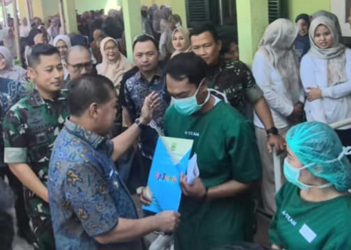 Program KB Gratis Diserbu Warga Majalengka, Bupati Eman: Partisipasi Masyarakat Luar Biasa
