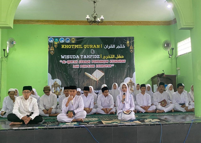Khatmil Quran dan Wisuda Tahfidz Siswa SMA Islam Al-Azhar 5