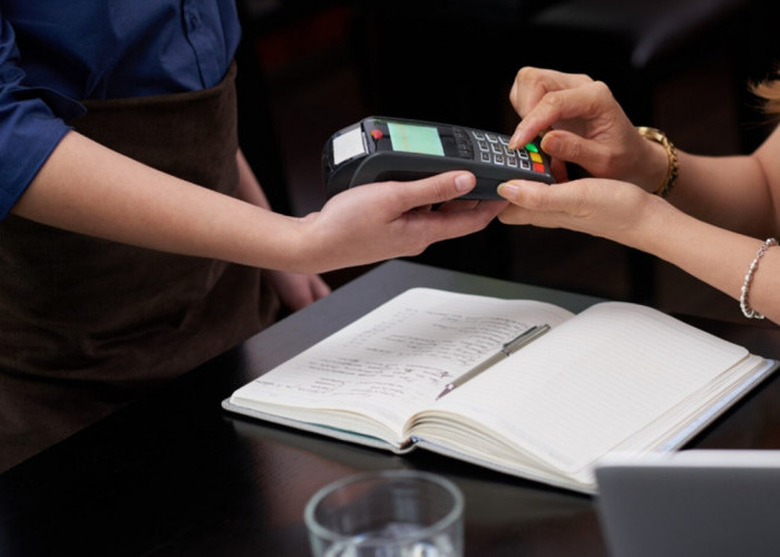 Lengkap! Tabel KUR BRI 2026 Pinjaman Rp10–100 Juta, Cicilan Mulai Rp216 Ribuan