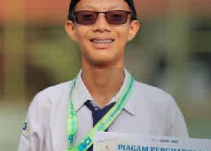 Santri Al Hikmah Raih Perak  Olimpiade Matematika