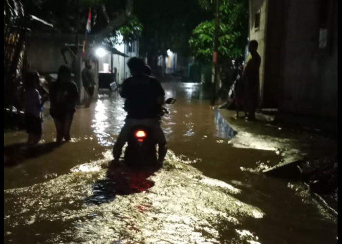 Hujan Deras Picu Luapan Sungai Singaraja, Japura Kidul dan Japura Lor Terendam Banjir