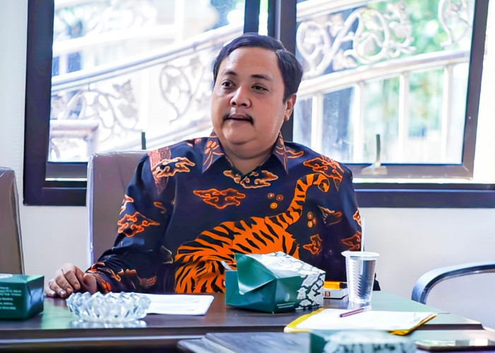 DLH Kabupaten Cirebon Kekurangan Alat Berat, Komisi III DPRD Kawal Pengadaan Beko Baru