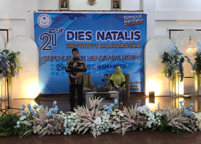 Dies Natalis ke-21, Institut Mahardika Hadirkan Ustad Wijayanto