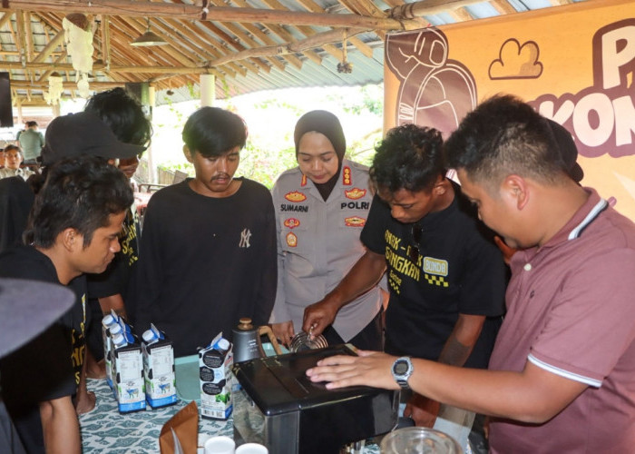 Kapolresta Cirebon Ajak Anak Jalanan Berlatih Jadi Barista: Ini Bukan Akhir