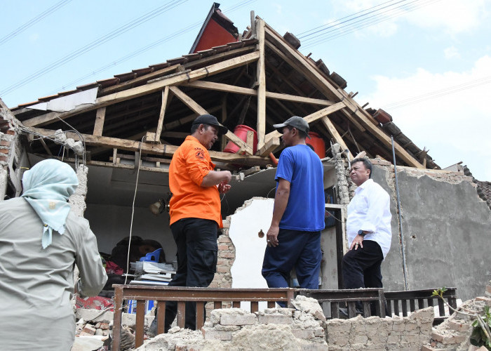 Pantau Posko Bencana Gempa Bumi, Sekda Jabar Pastikan Masyarakat Dapat Pelayanan