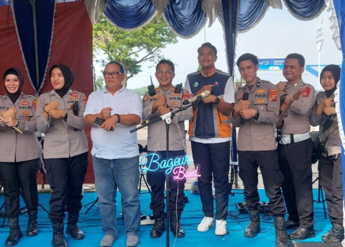 Polresta Cirebon Hadirkan Hiburan Polwan di Rest Area KM 229B, Pemudik Nataru Terhibur 
