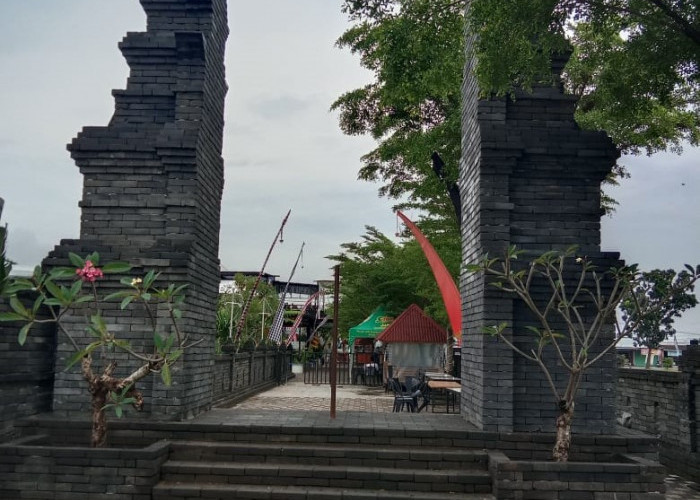 Mau Kulineran Akhir Pekan di Cirebon Timur? Dusun Mahkota Resto Sajikan Sate Haji Sarung