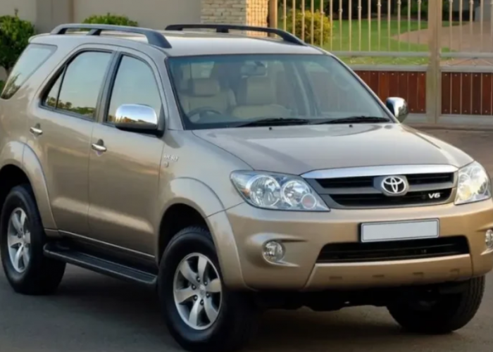 Toyota Fortuner 2006 Bekas Rp135 Jutaan Masih Menggoda, Mesin 2.700 cc, 163 dk dan Fitur Keselamatan