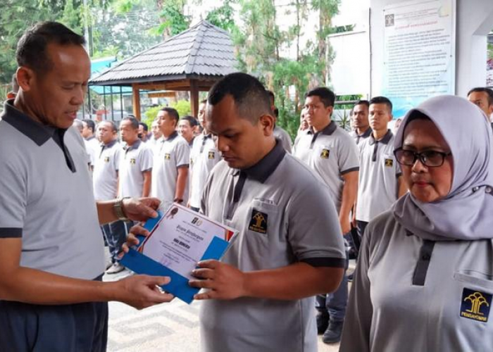 Ini Dia 2 Petugas yang Berhasil Gagalkan Penyelundupan Narkoba di Lapas Cirebon, Langsung Dapat Penghargaan 