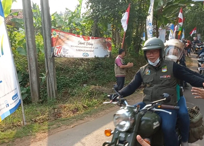 Gebyar Desa di Kertarahayu, Ridwan Kamil Naik Motor