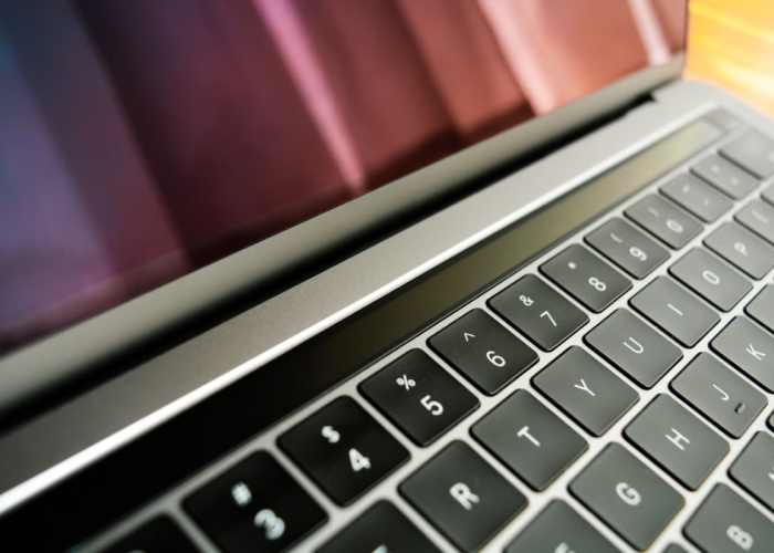 Tergiur Laptop China Spek Dewa Harga Murah? Jangan Abaikan 4 Hal Ini