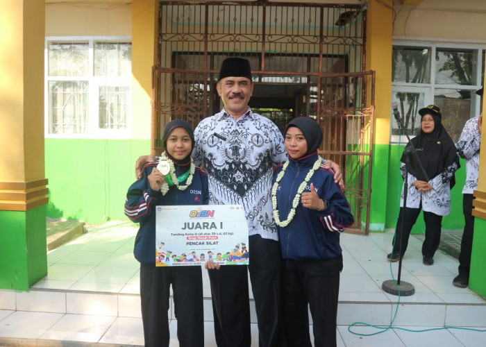 Kartika Dewi Didukung Pihak Sekolah, SMPN 11 Kota Cirebon Bangga Siswi Mungil Ini Raih Medali Emas