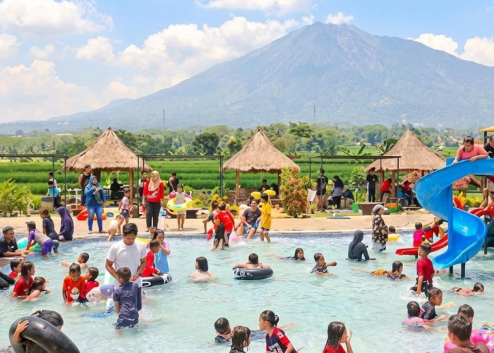 11 Ribu Wisatawan Padati Cirebon Saat Lebaran, Pariwisata Bangkit