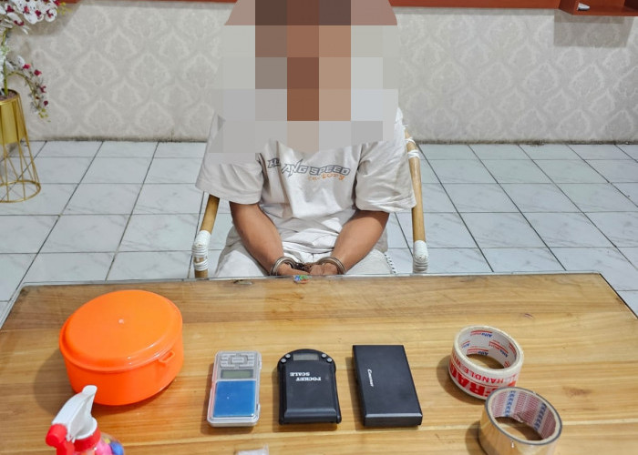 Polisi Tangkap Pengedar Sabu dan Obat Ilegal di Lemahabang Cirebon, Ribuan Pil Disita