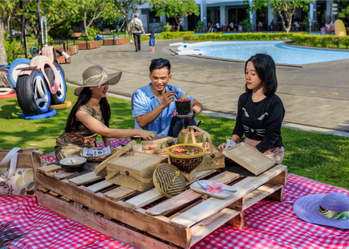 Piknik Bakulan Aston Cirebon, Sensasi Kuliner dan Rekreasi di Hamparan Hijau yang Asri