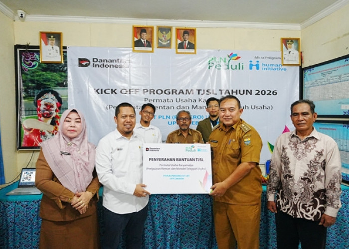 Sambut Hari Lahir Pancasila, PLN Cirebon Genjot UMKM dan Ekonomi Warga Karyamulya