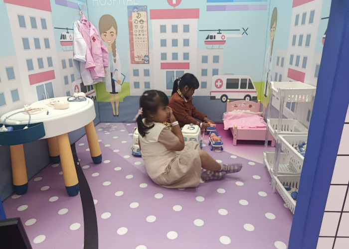 Bee Bee Land Sambut Liburan Bersama di Grage Mall 