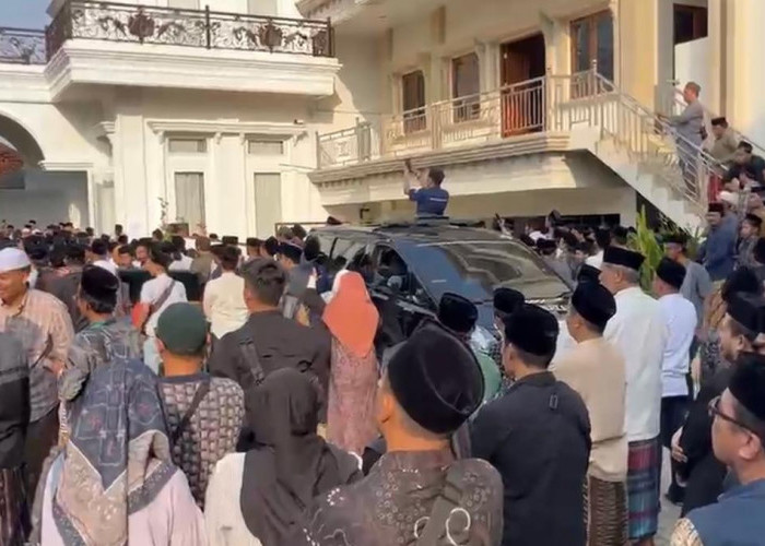 Suasana Jelang Pemakaman KH Adib Rofiuddin Izza, Kapolda hingga Tokoh Nasional Berdatangan