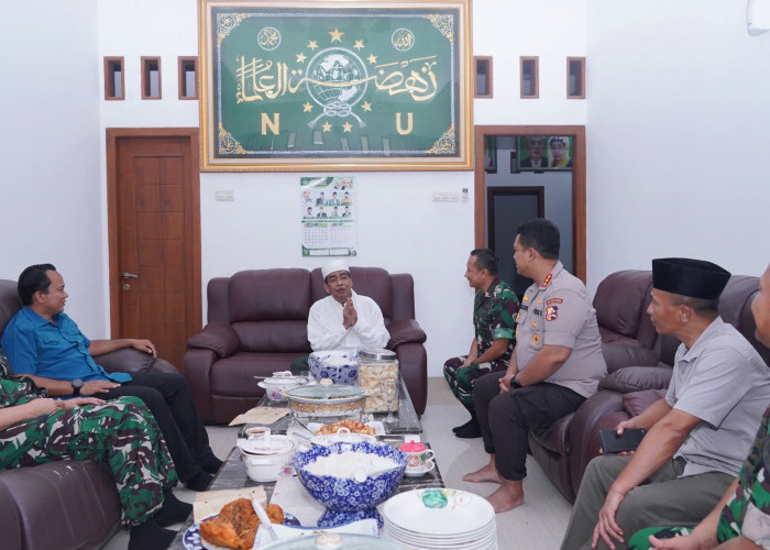 Bangun Sinergitas TNI dan Ulama, Danrem 063 SGJ Silaturahmi ke Ponpes Buntet dan An Nashuha 