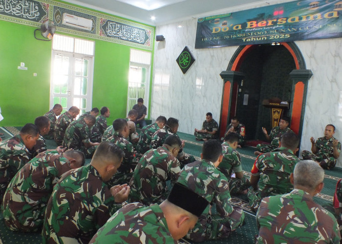 Kodim 0614/Kota Cirebon Gelar Doa Bersama Peringati HUT Korem 063/Sgj ke-76 dan Mendoakan Korban Banjir