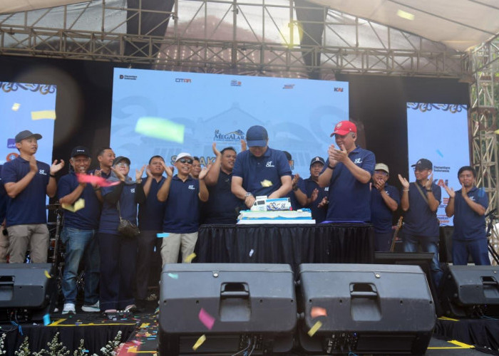 Bukan Sekadar Rayakan Ulang Tahun,  Daop 3 Cirebon Perkuat Kebersamaan dan Semangat Melayani Pelanggan