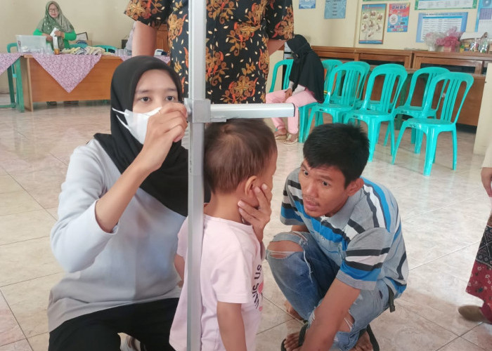 Perhatian untuk Keluarga Kurang Mampu, Ada Program GEMMES untuk Tangani Stunting di Perumnas Utara Cirebon