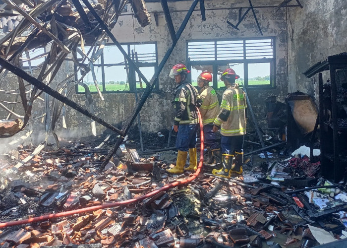 Kebakaran Ponpes Al Islah Indramayu, Kerugian Ditaksir Rp200 Juta