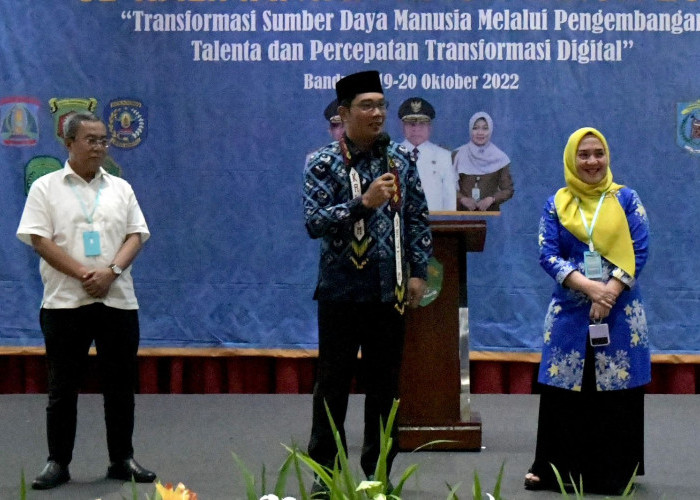 Hadiri Rakor Kepegawaian Kaltim, Ridwan Kamil Paparkan Resep Jawa Barat Respons Disrupsi Digital
