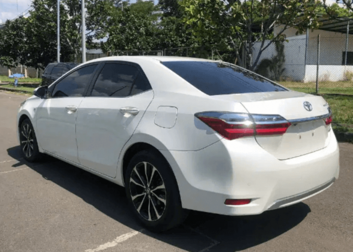 5 Rekomendasi Mobil Bekas Sedan, Punya Body Elegan, Tenaga Besar, Cocok Untuk Anggaran Terbatas