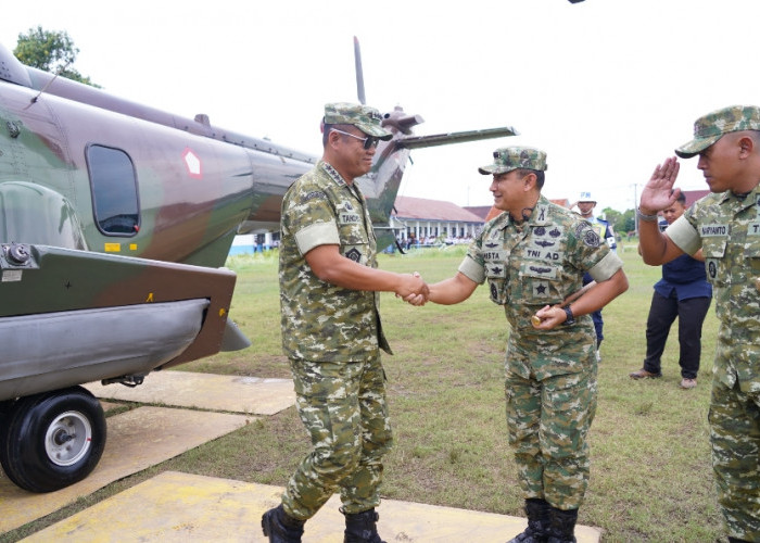 Serius Kawal Bangun Ekonomi Kerakyatan, Wakil Panglima TNI Tinjau KDKMP di Dua Daerah