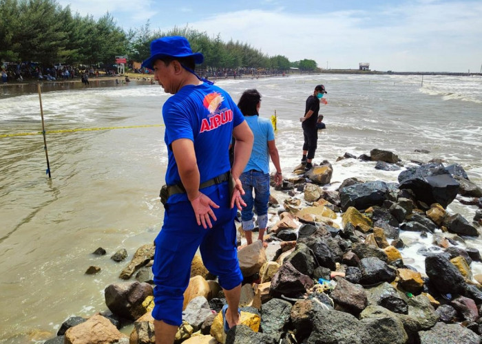 1 Meninggal Dunia, Tenggelam di Objek Wisata Pantai Cemara Indah Kabupaten Indramayu 