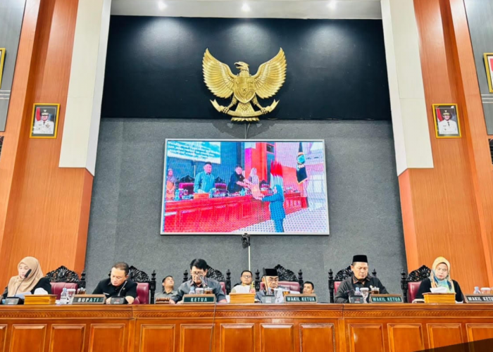 Bupati Dian Bongkar Tantangan APBD Kuningan 2027, dari Jalan Rusak hingga Risiko Utang Daerah