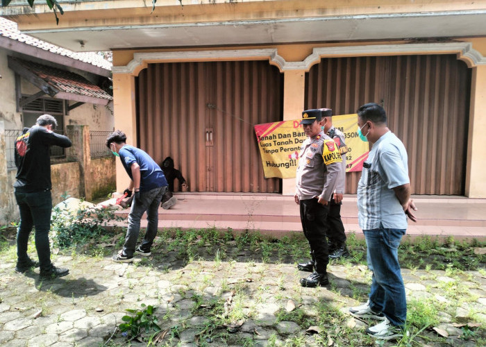 Warga Indramayu Syok! Sosok yang Dikira Boneka, Ternyata Jasad Wanita Membusuk
