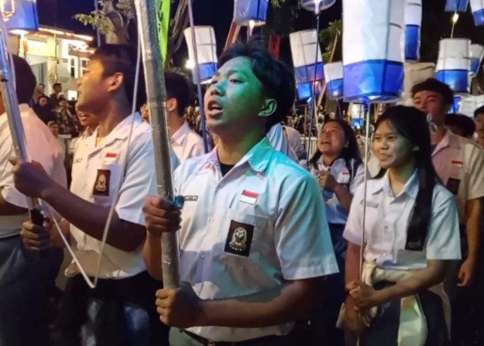 Sambut HUT RI ke-79, Warga Kuningan Gelar Malam Kemerdekaan