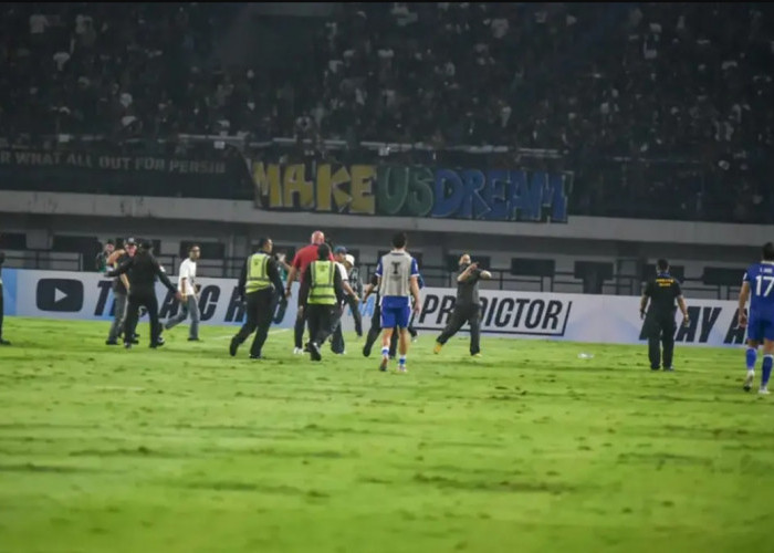 Oknum Bobotoh Sok Keras, Persib Bandung Kini Dibayangi Sanksi Keras AFC