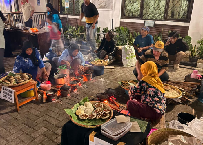 Festival Serabi Perdana di Cirebon Meriahkan HUT ke-599, Angkat Kuliner Tradisional dan UMKM Lokal