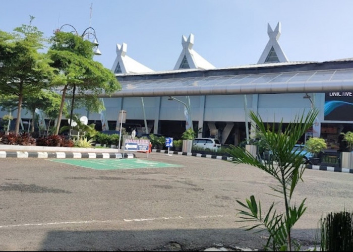 Bandara Husein Sastranegara Sudah Tidak Layak untuk Jawa Barat, Menhub: Lokasinya Ada di Cekungan