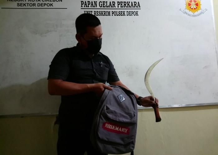 Pelajar SMK Kabupaten Cirebon Bawa Celurit ke Sekolah, Begini Endingnya