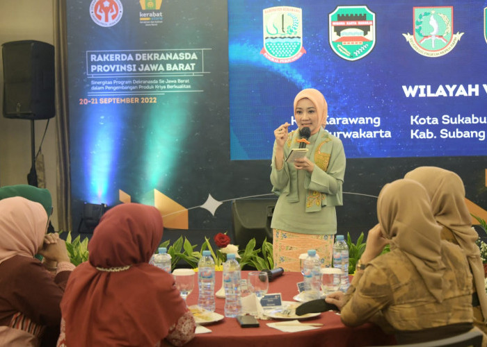 Atalia Praratya Kamil Dorong Dekranasda se-Jawa Barat Lahirkan Inovasi Produk Ekraf Unggulan